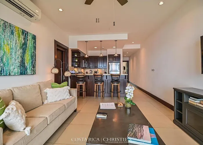 360 Splendor 306-ocean View Condo-breakfast