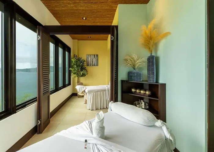 360 Splendor 306-ocean View Condo-breakfast Holiday home *