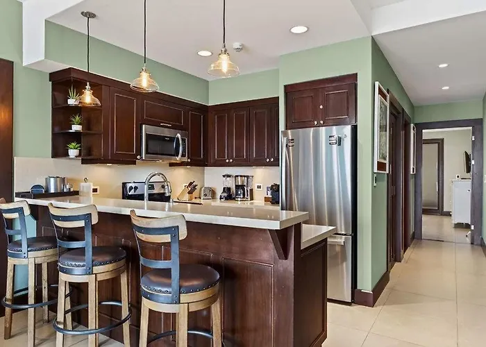 360 Splendor 306-ocean View Condo-breakfast Holiday home *