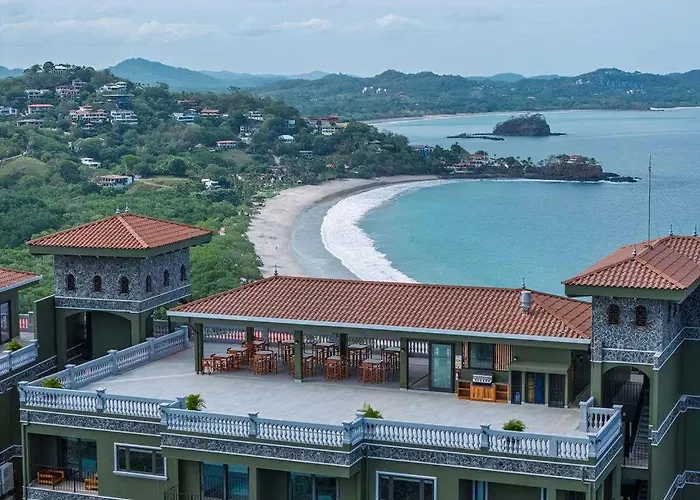360 Splendor 306-ocean View Condo-breakfast Holiday home *